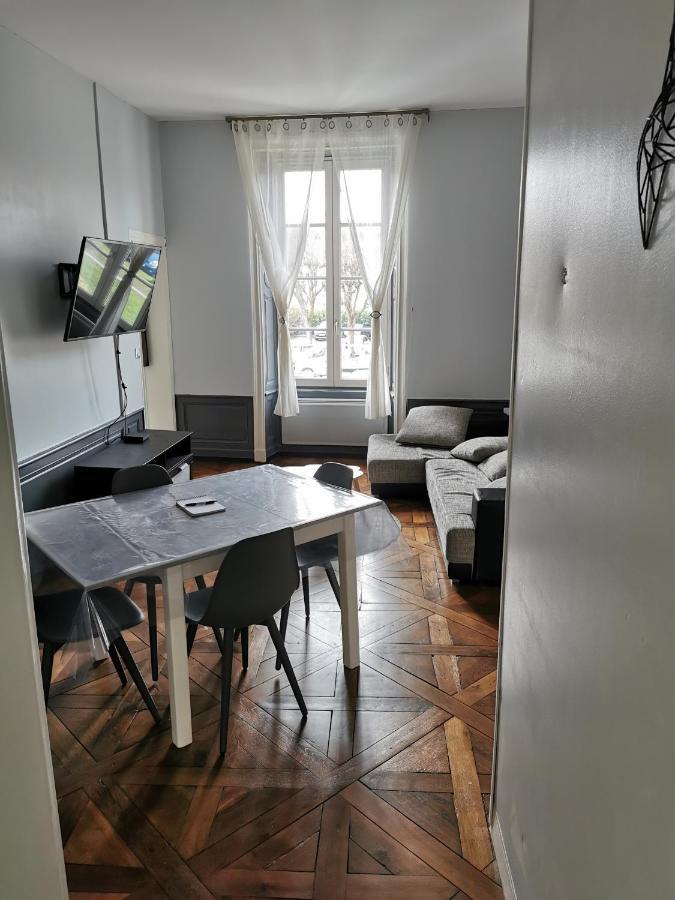 Appartement Avec Vue Sur Cathedrale Classe De Tourisme 3 Etoiles Байо Екстер'єр фото